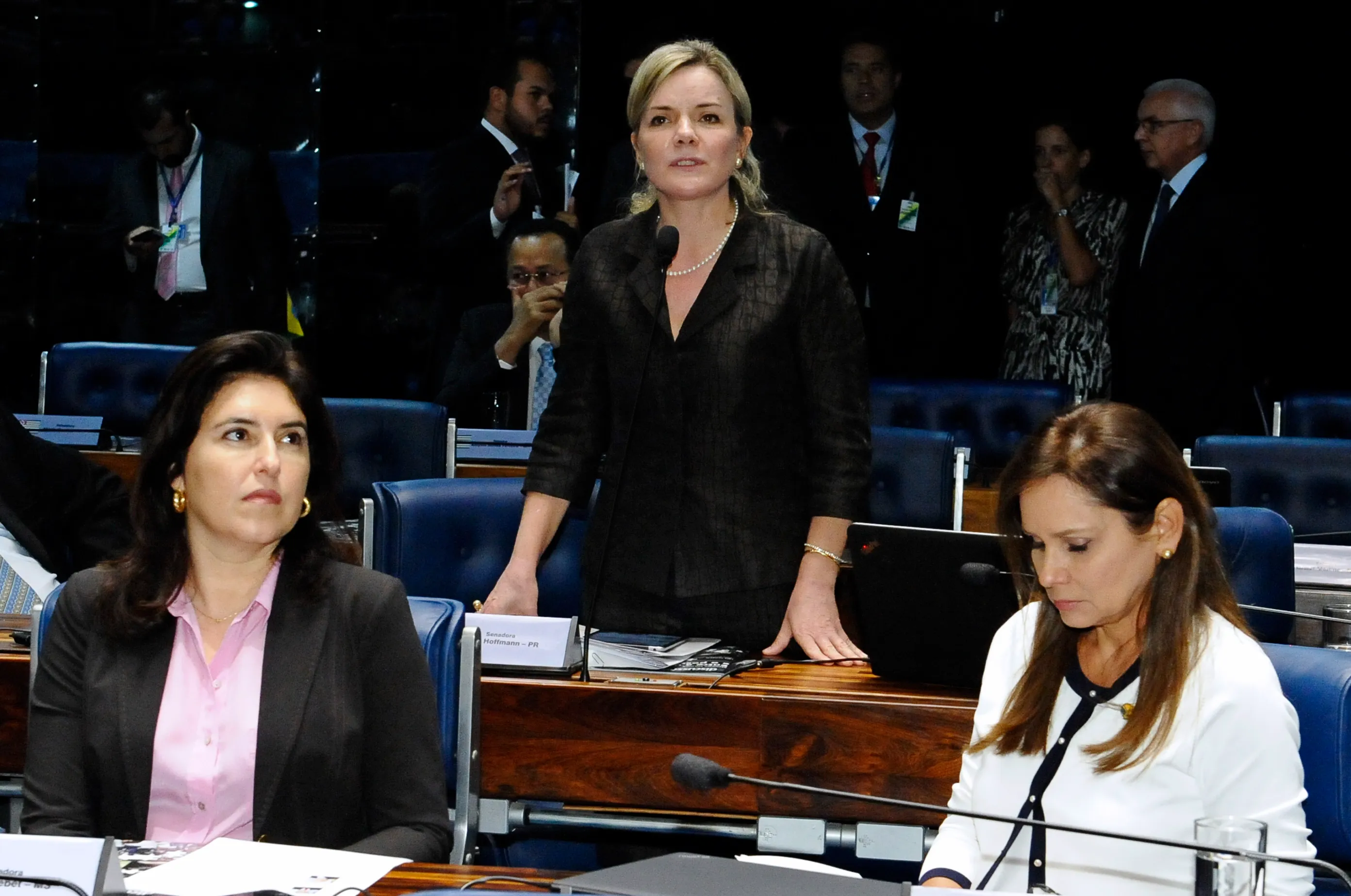 Simone Tebet em sessão no Senado